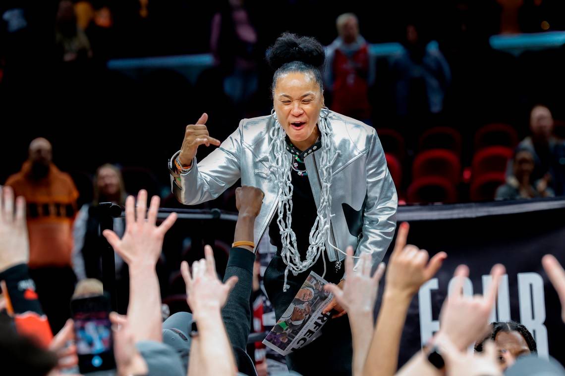 Look out, world — here they come again. “People don’t want to play us,” says coach Dawn Staley reveals another flashy season opener for South Carolina WBB team thestate.com/sports/college…