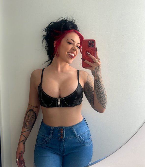 😛❤️&zwj;🔥 https://t.co/DA8kV7Iw53