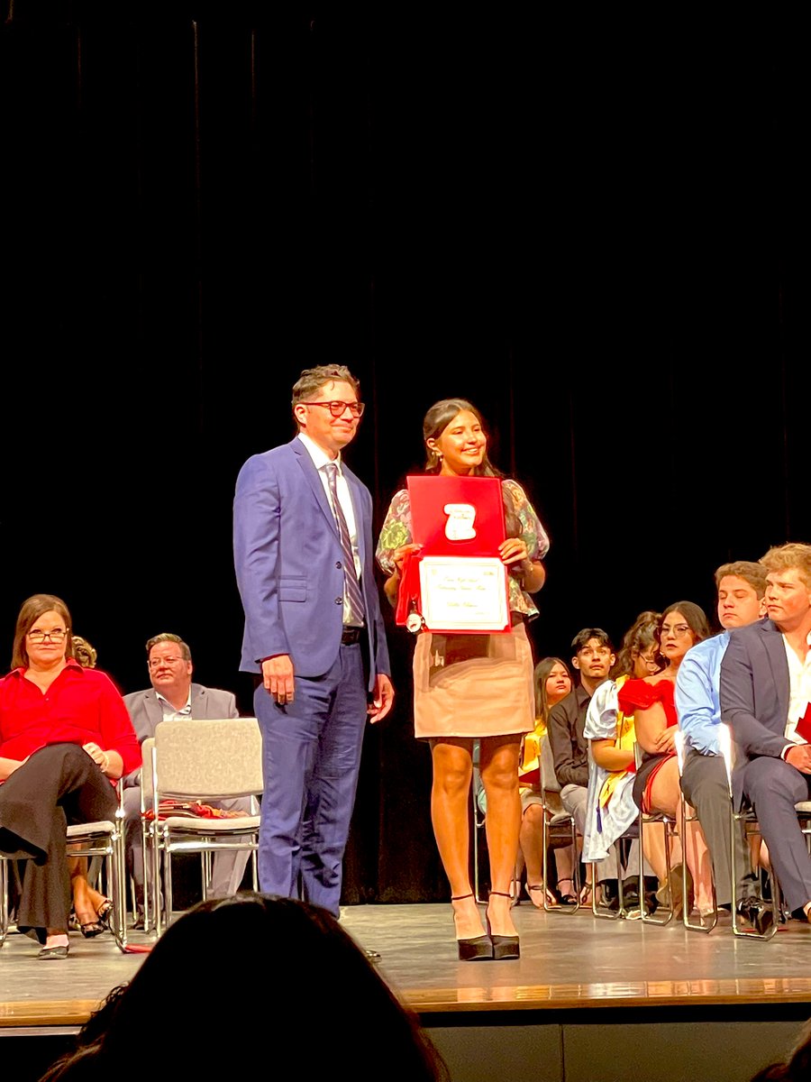 OHS Dual Sports (@ohsdualsports) on Twitter photo Congrats to our Dual Sports Athletes that were honored at their Senior Award Ceremony!
🎾Tennis 🎾
Dahlia Velasquez
Nevaeh Eleby
Matthew Gamboa
⛳️Golf ⛳️
Cooper Aranda
Tate Stell
🏊🏻Swimming 🏊🏻
Shaquille King
Rey Ramos
<a href="/ECISDAthletics/">EctorCountyISDAthletics</a> <a href="/BigRedBronchos/">Odessa High School</a> <a href="/EctorCountyISD/">Ector County ISD</a> Congrats to our Dual Sports Athletes that were honored at their Senior Award Ceremony!
🎾Tennis 🎾
Dahlia Velasquez
Nevaeh Eleby
Matthew Gamboa
⛳️Golf ⛳️
Cooper Aranda
Tate Stell
🏊🏻Swimming 🏊🏻
Shaquille King
Rey Ramos
<a href="/ECISDAthletics/">EctorCountyISDAthletics</a> <a href="/BigRedBronchos/">Odessa High School</a> <a href="/EctorCountyISD/">Ector County ISD</a>