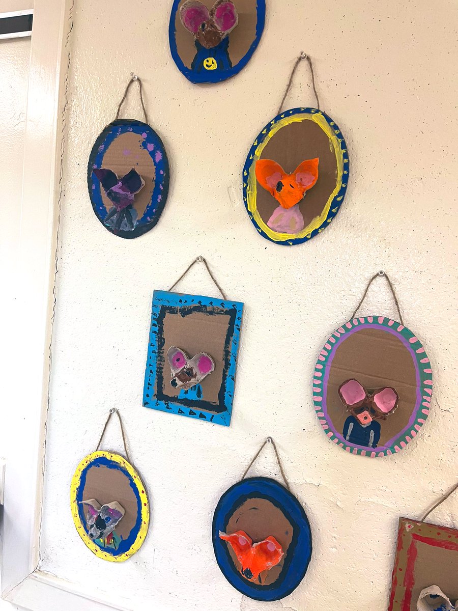 In the spirit of #EarthMonth, we made 3-D Animal Portrait art using recycled materials! In this project, we explored SHAPE + FORM, tying in beautifully with what the math #vocabulary we are learning in our #geometry unit. @Glenburnie_ldsb @LimestoneDSB