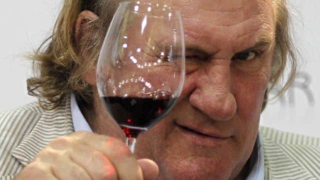 🇫🇷🔥FLASH | Gérard Depardieu portera la flamme olympique lors des JO de #Paris2024.