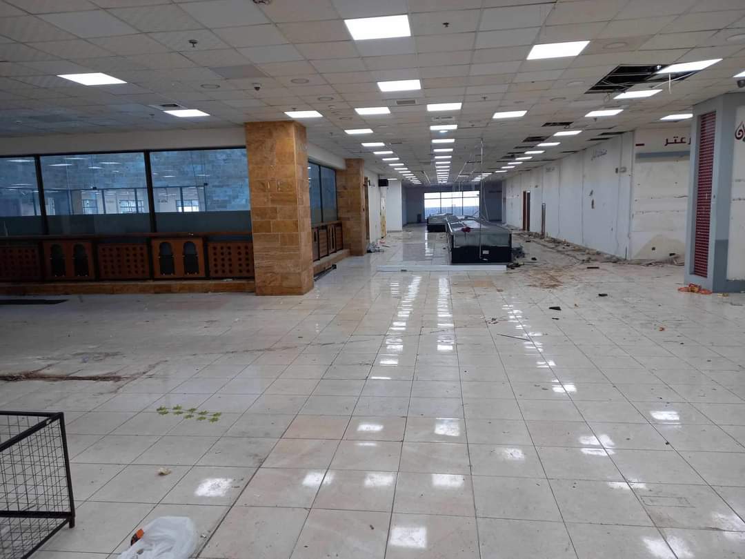 كارفور يغلق أبوابه في العقبة