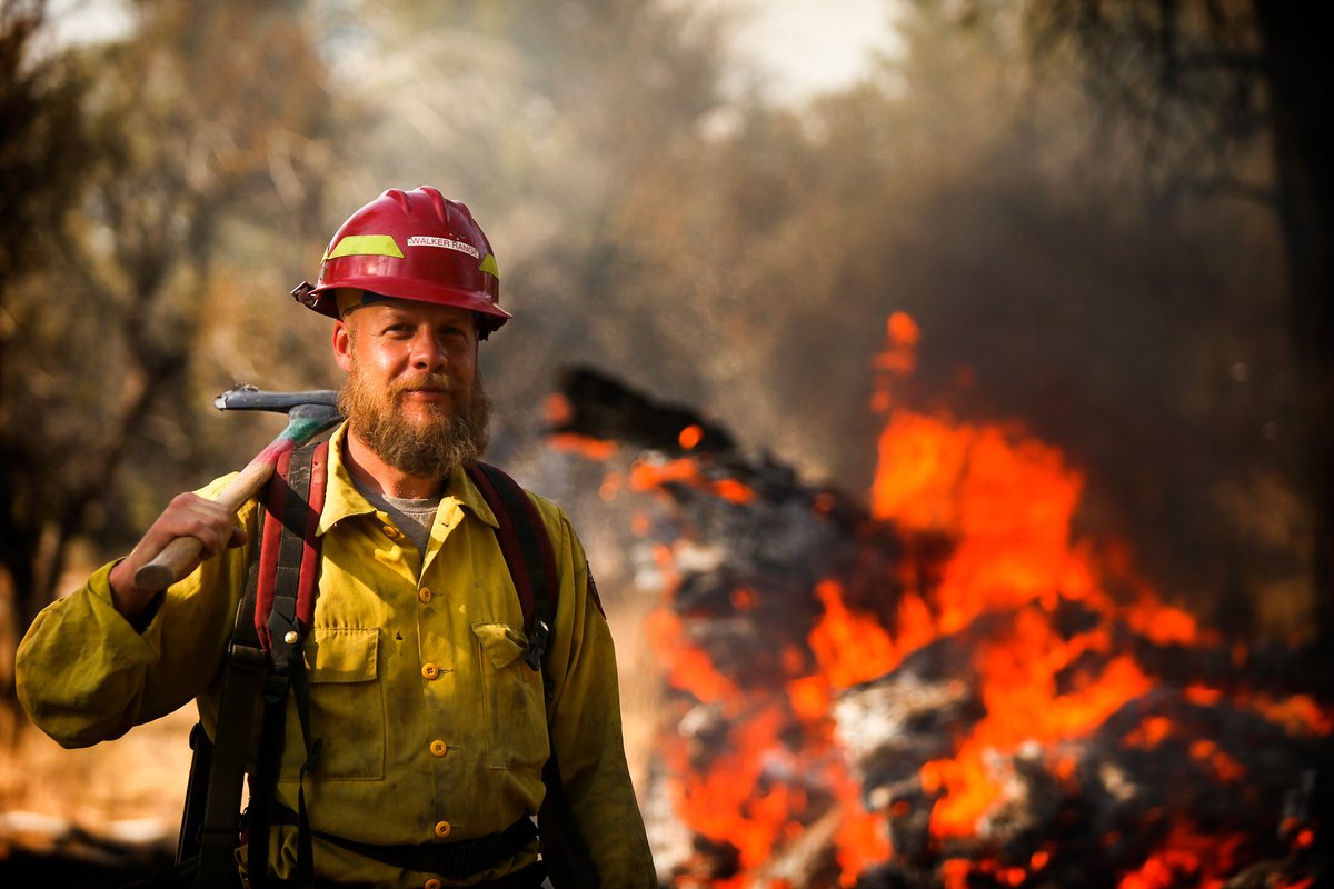 May is #WildfireAwarenessMonth! Follow NASF for wildfire stats and prevention tips every #WildfireWednesday. And visit smokeybear.com to get a head start on wildfire prevention. 😉🐻