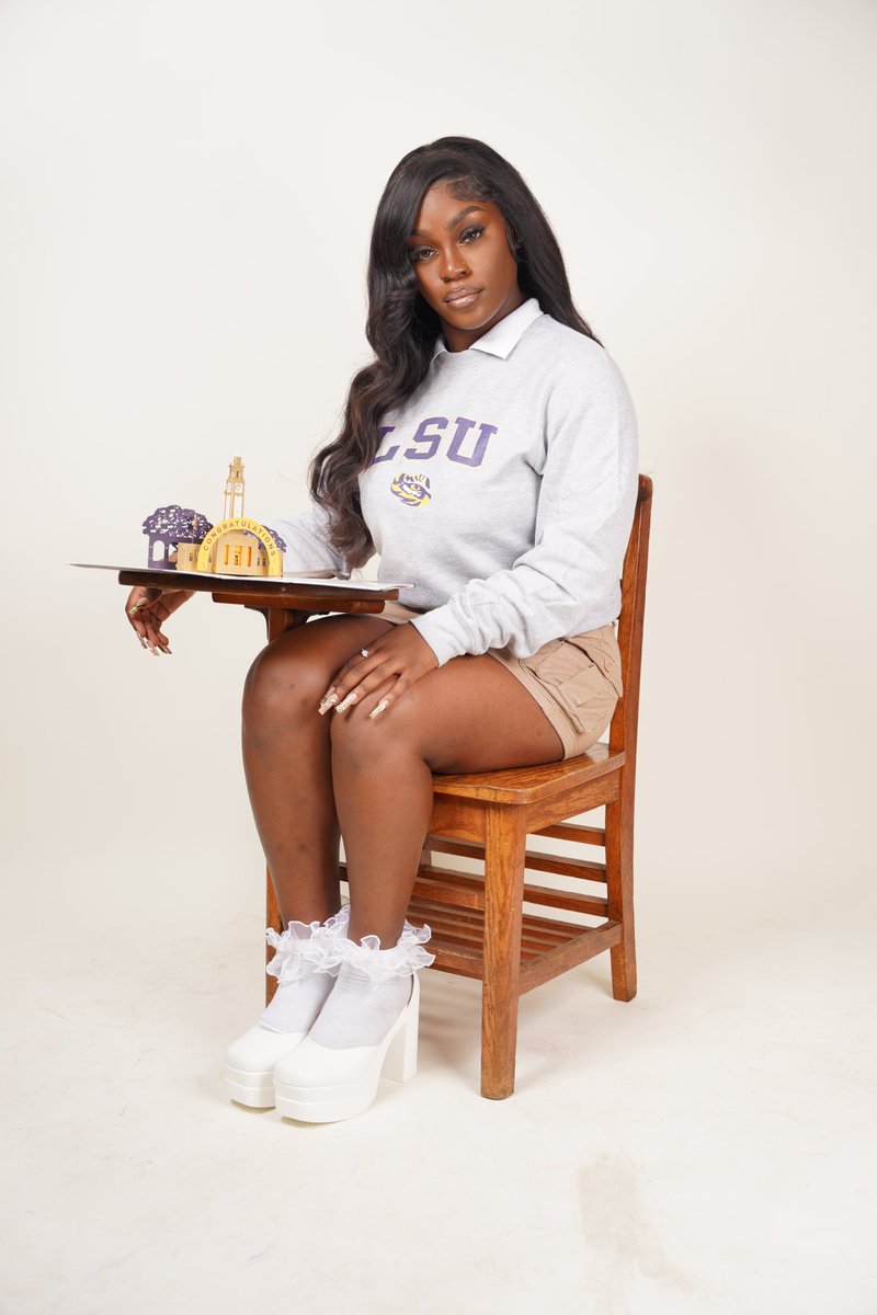 THERE’S A NEW BAYOU BARIBIE IN TOWN 👸🏾. 
I am proud to announce I will be spending the next 4 years at THE Louisiana State University. Geaux Tigers 💜💛🐯 #decisionday2024 #geauxtigers #lsugirls