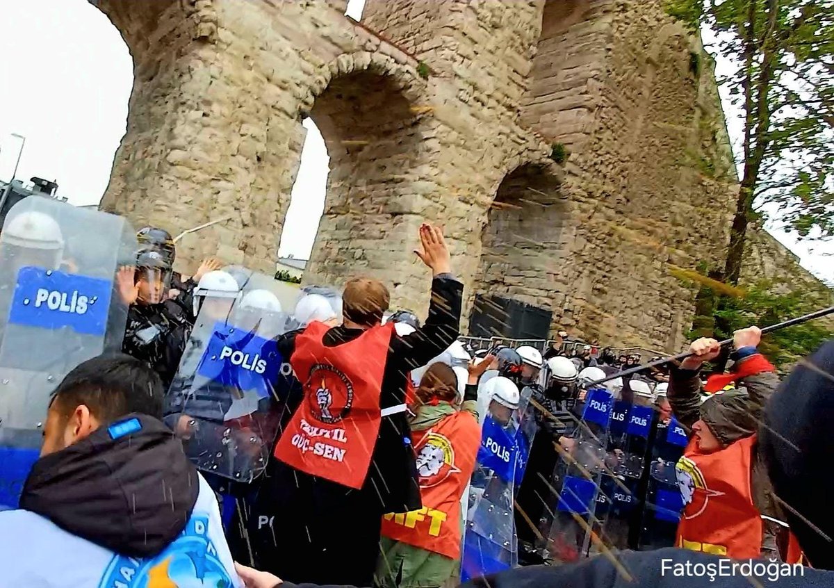 📌 ANKARA | İstanbul - Taksim
MFT olarak tüm coşkumuz ve irademizle 1 Mayıs'ta alanlardaydık. Gençliği geleceksizliğe, milyonları açlığa mahkum eden bu düzen değişecek!
Geleceksizliğe karşı Mücadele, 
Sömürüye karşı Sosyalizm!
Sosyalizm Kazanacak! #1MAYIS2024