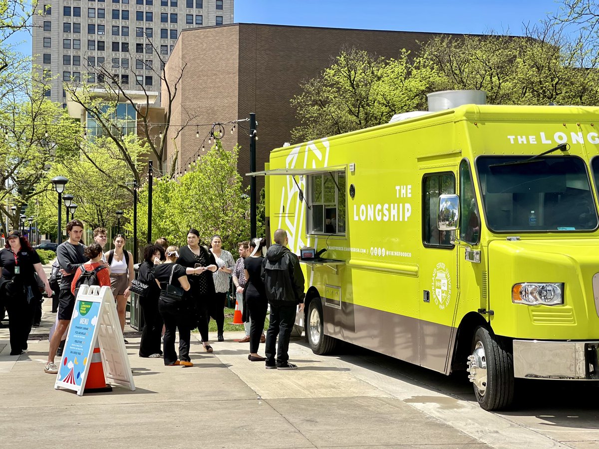 It’s a beautiful day to have fun at CarniVike with our friends at @CLE_State! 🎪 Stop by this fun, free event at 2001 Euclid Ave and be sure to say hi at our table. Learn about our food truck series, Downtown info/resources, and play Plinko to win some prizes! Here til 5pm. 😎