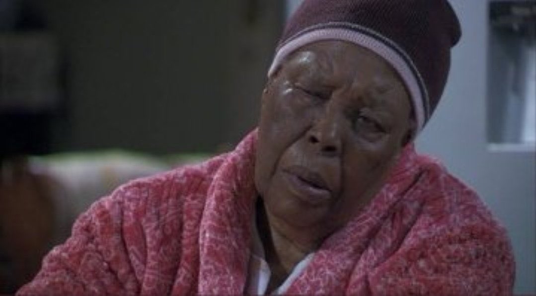 I wish Babeile can find a better woman. Sthoko is soo disrespectful.😩
#SkeemSaam