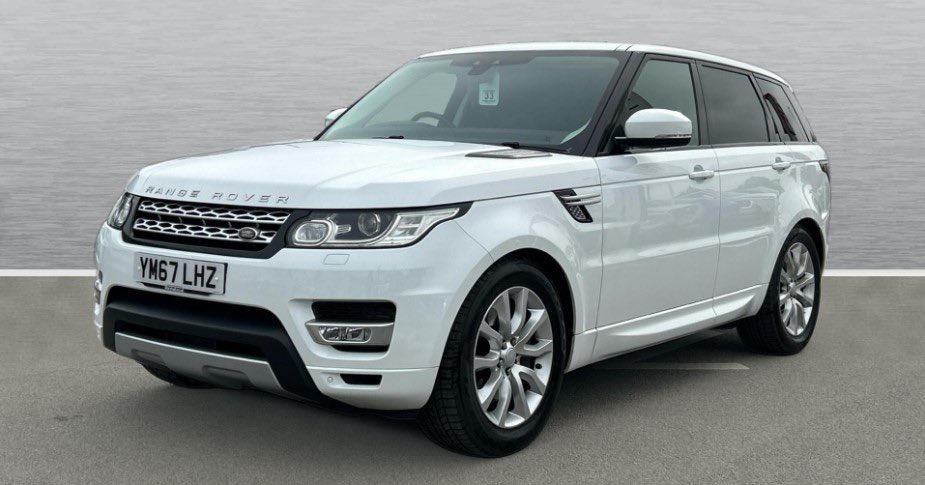 Check out Marshall #Nissan #Doncaster’s #CarOfTheWeek, it’s this Marshall Approved Used 2018/67 Land Rover Range Rover Sport 3.0 5dr, finished in White.
 
This automatic, diesel SUV boasts a fantastic range of features, including front and rear parking aid, Navigation Pro, rear