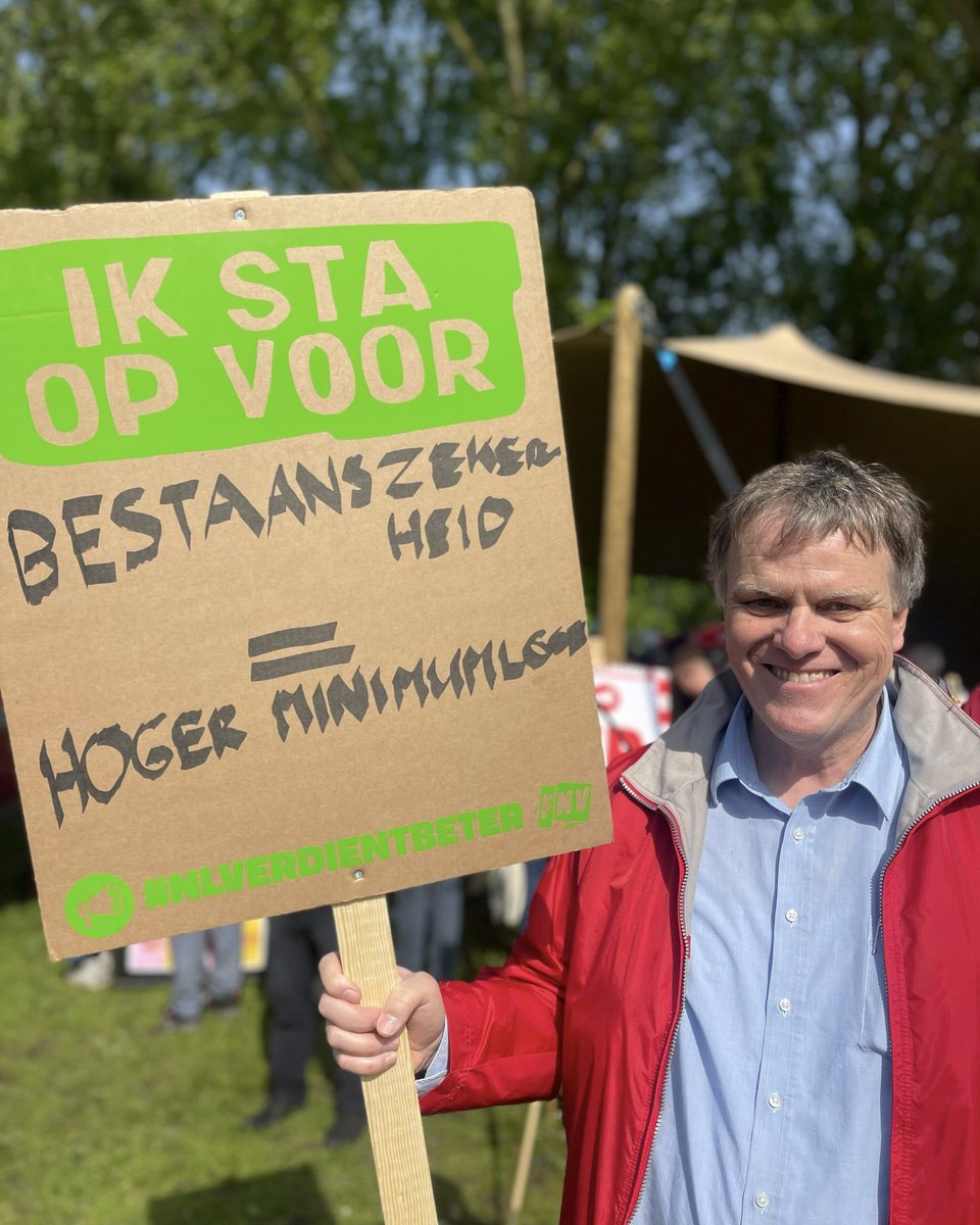 Steeds meer werkenden hebben moeite om rond te komen, terwijl grote bedrijven miljardenwinsten maken. Daarom is een dag als deze belangrijk: om te strijden voor betere arbeidsvoorwaarden, een hoger minimumloon en het beschermen van flexwerkers. ✊ #dagvandearbeid #fnvmars