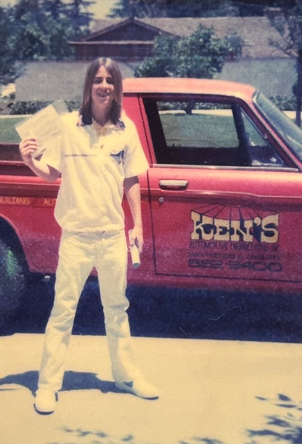 In a pile of pics my dad had. 9th gr graduation. A mini #Spicoli w/a mouth full of braces. Wore slipon @Vans cuz they were $5 less than laceups. That’d buy a lot at Pup ‘n Taco. #manymoonsago. ✌🏻 #vans #polaroids #pupntaco #nitro #topfuel #dragster #dragracing #motorsports #nhra
