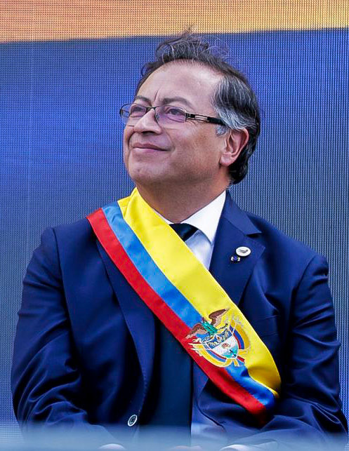 Kolombiya Cumhurbaşkanı Gustavo Petro:

İsrail ile ilişkilerimizi resmi olarak kesiyoruz.