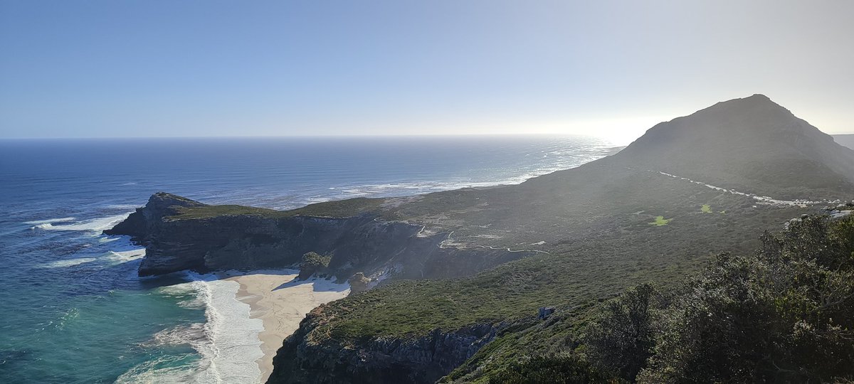 Adventure Awaits At @CapePointSA! 🌟
👫 Bring your friends, family, or just yourself and your sense of adventure. Let's make this #WorkersDay a celebration of exploration and marvel at the beauty of #CapePoint. #CapeTownBig6 #CapeTown