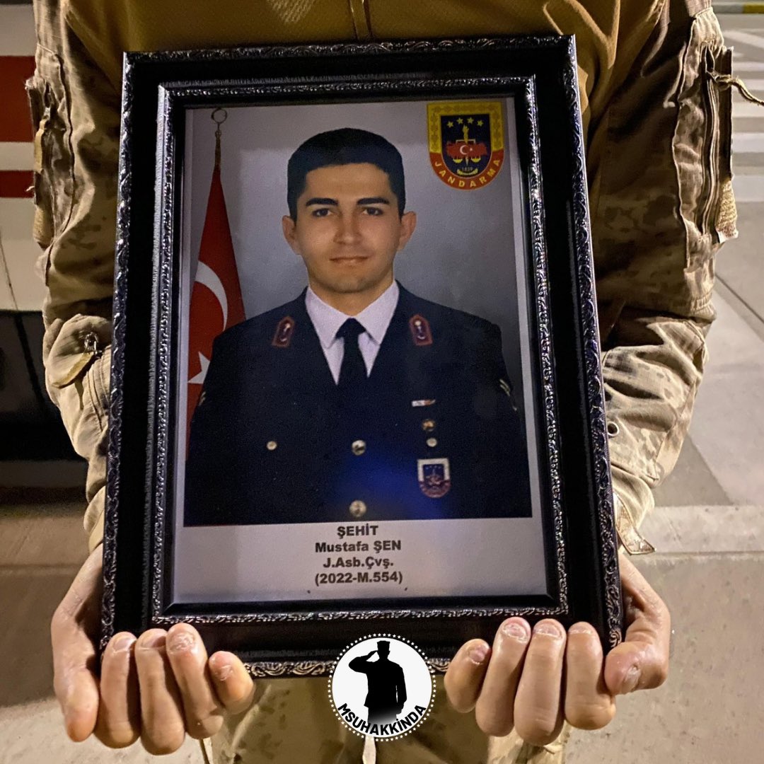 JAMYO’lum sen ne yücesin! 🇹🇷 

Jandarma Astsubay Çavuş Mustafa Şen