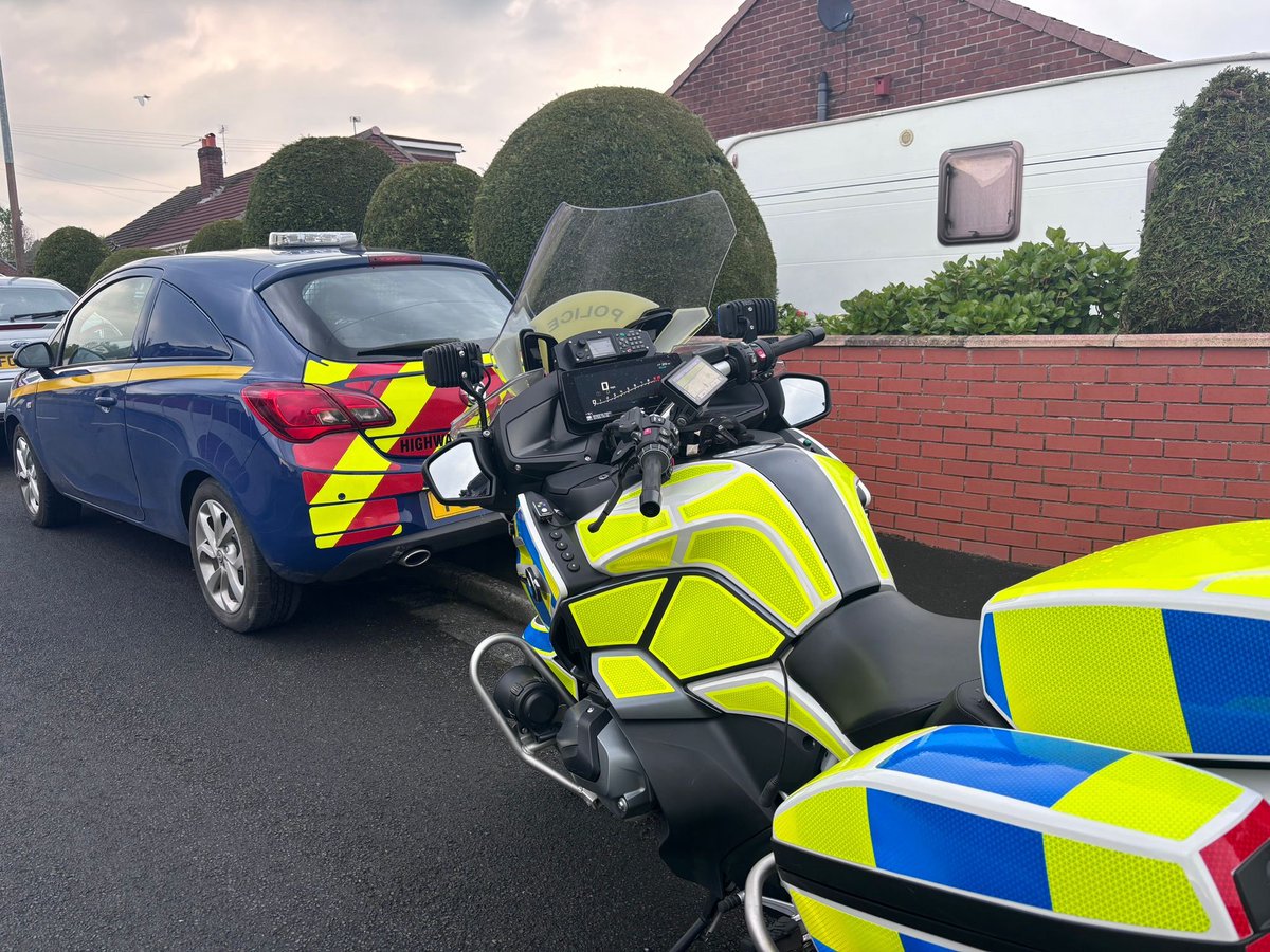 Many thanks to the member of public for reporting a possible drink/drug driver. This vehicle was stopped on School Lane, Irlam by #GMPMotorcycleUnit. The driver provided a roadside breath sample of 119. Legal limit is 35. Driver arrested