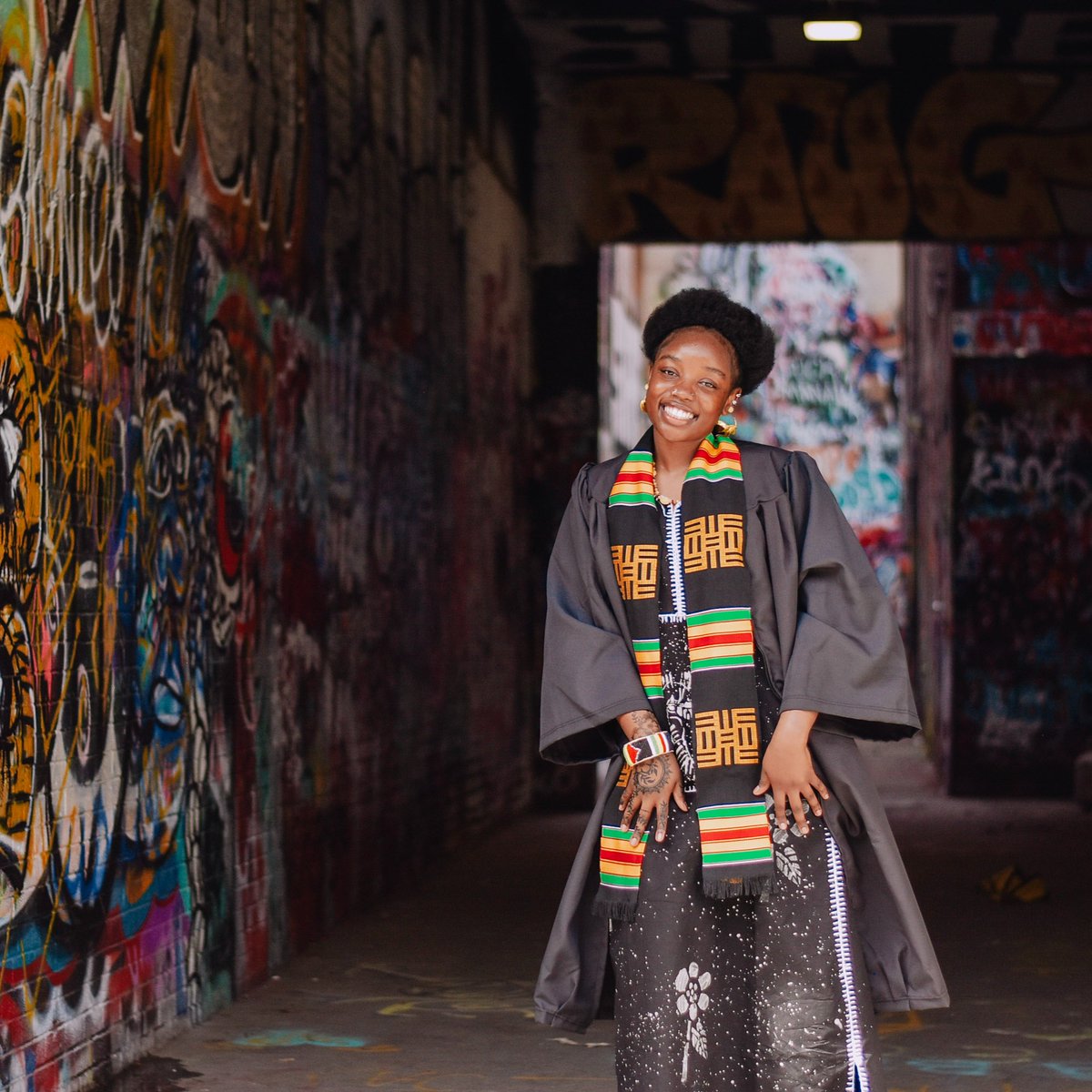 “You don't always have to do a million things for your success to be validated.” – Fatima Traore, Rackham & @UM_Genetics grad, Master’s in Human Genetics 🎓 More advice from graduating Rackham students & alums: myumi.ch/jZJqb #WeAreRackham #Classof2024