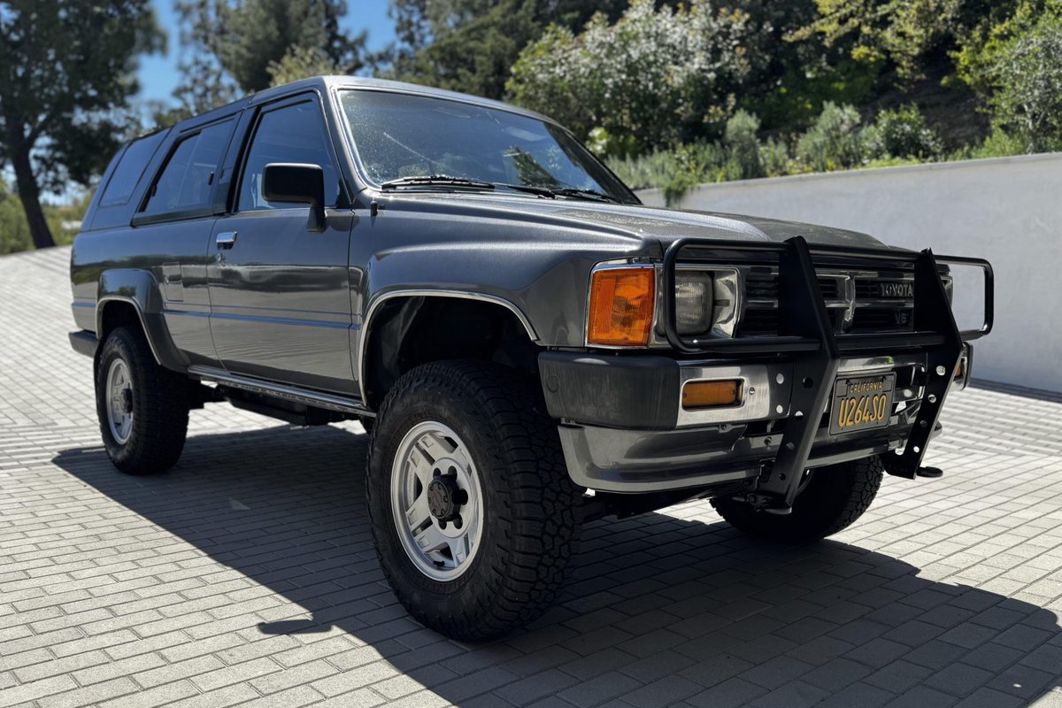 Sold: 1989 Toyota 4Runner SR5 V6 4×4 5-Speed for $18,750. bringatrailer.com/listing/1989-t…