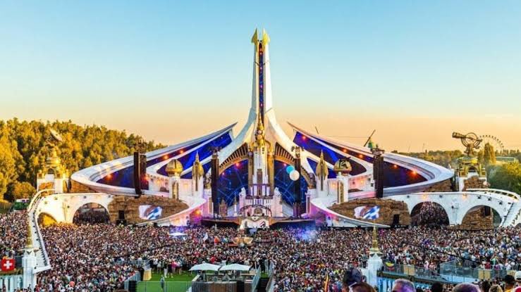 Faltam 44 dias para a So Track Boa e 163 dias para a Tomorrowland ✨❤️