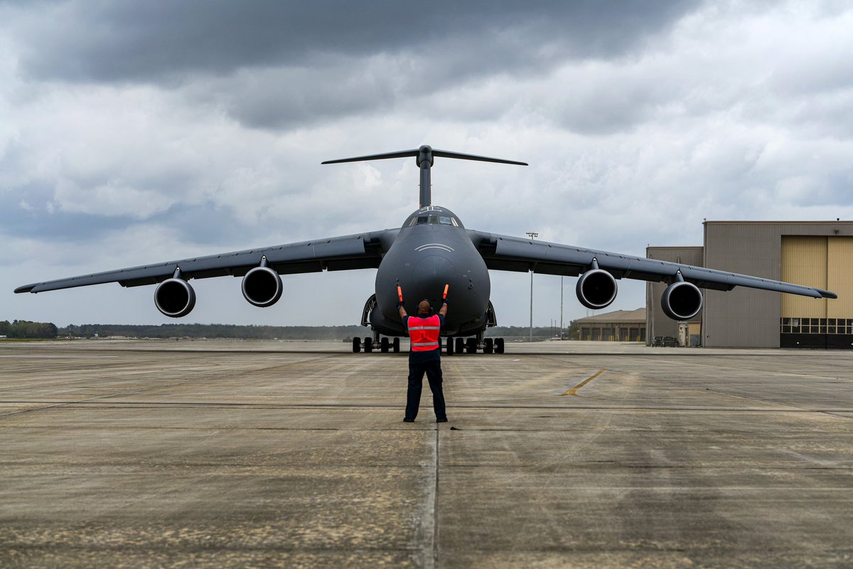 337AS C-5M Super Galaxy (owen)