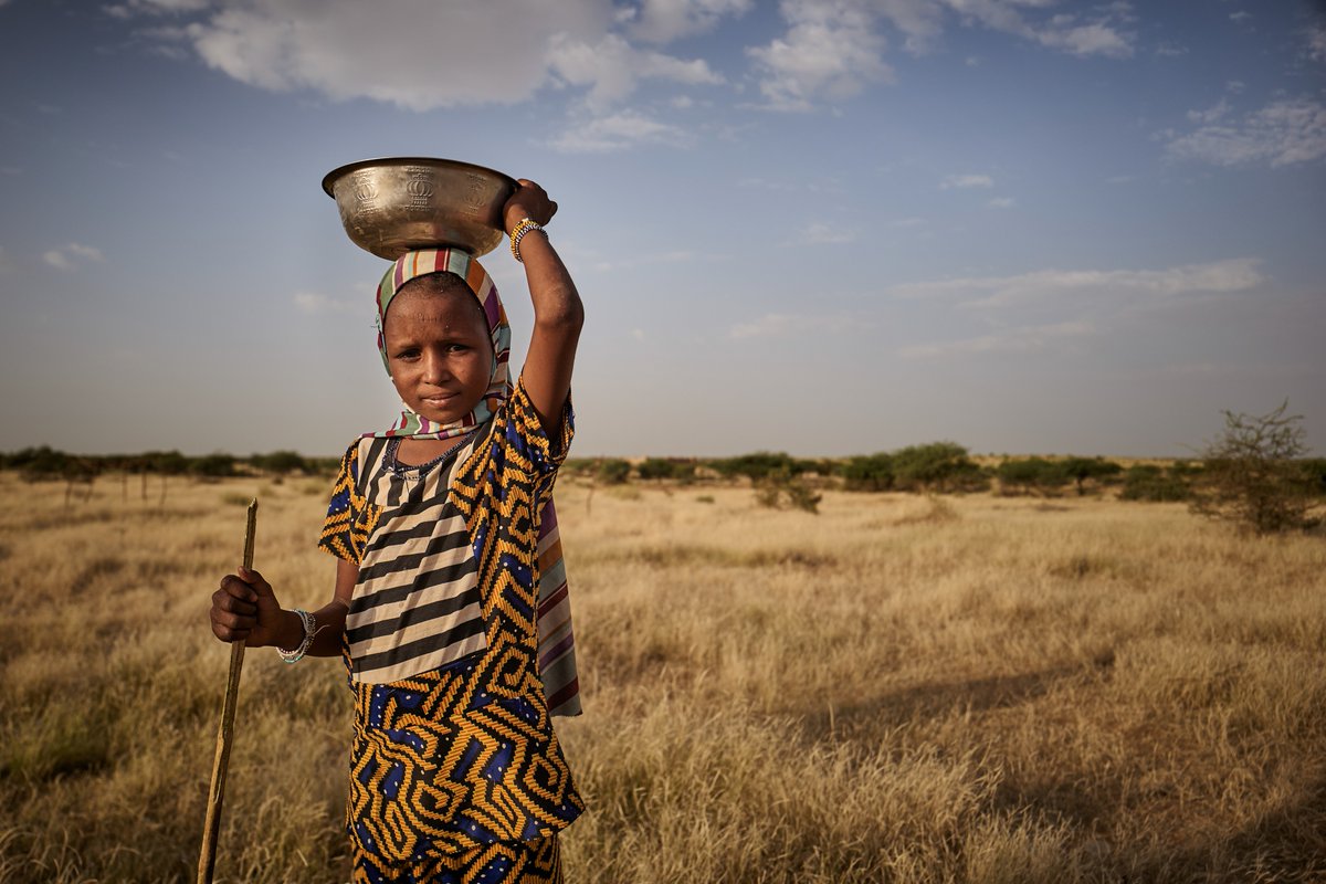 Central and northern regions of #Mali are currently grappling with two simultaneous crises: a sharp deterioration of food insecurity levels, and the arrival of 70,000 refugees fleeing from neighbouring countries. I'm allocating $11M from @UNCERF to address this dual crisis.