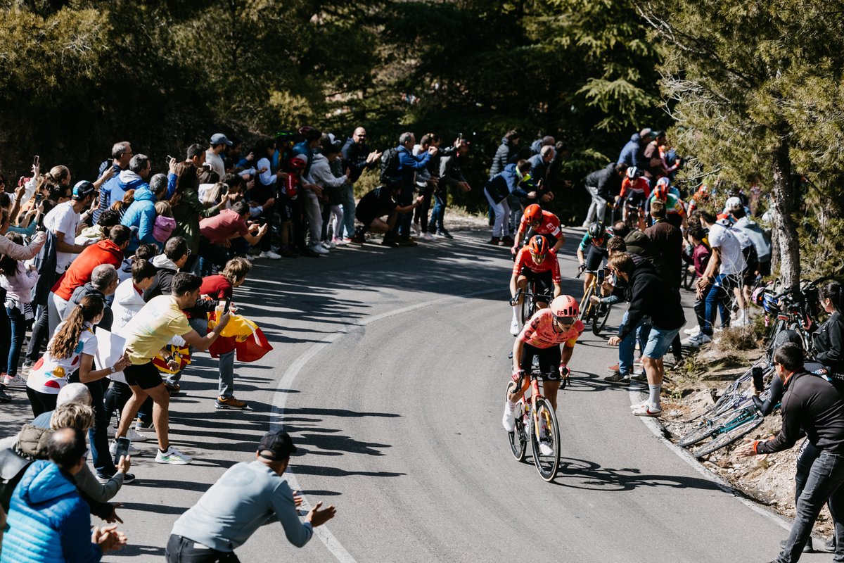 📸 PIC OF THE DAY | FOTO DEL DÍA 😍 #LaVueltaFemenina - 📸 @AlexBerasategi