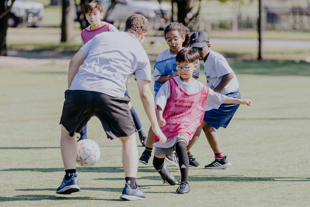 Register today for our Kids for Kicks Soccer program! Join us on Saturday mornings in Thomas Jefferson Park as high school soccer players provide FREE instruction to 5-7-year-old beginners in a fun and encouraging environment cityparksfoundation.org/soccer/!