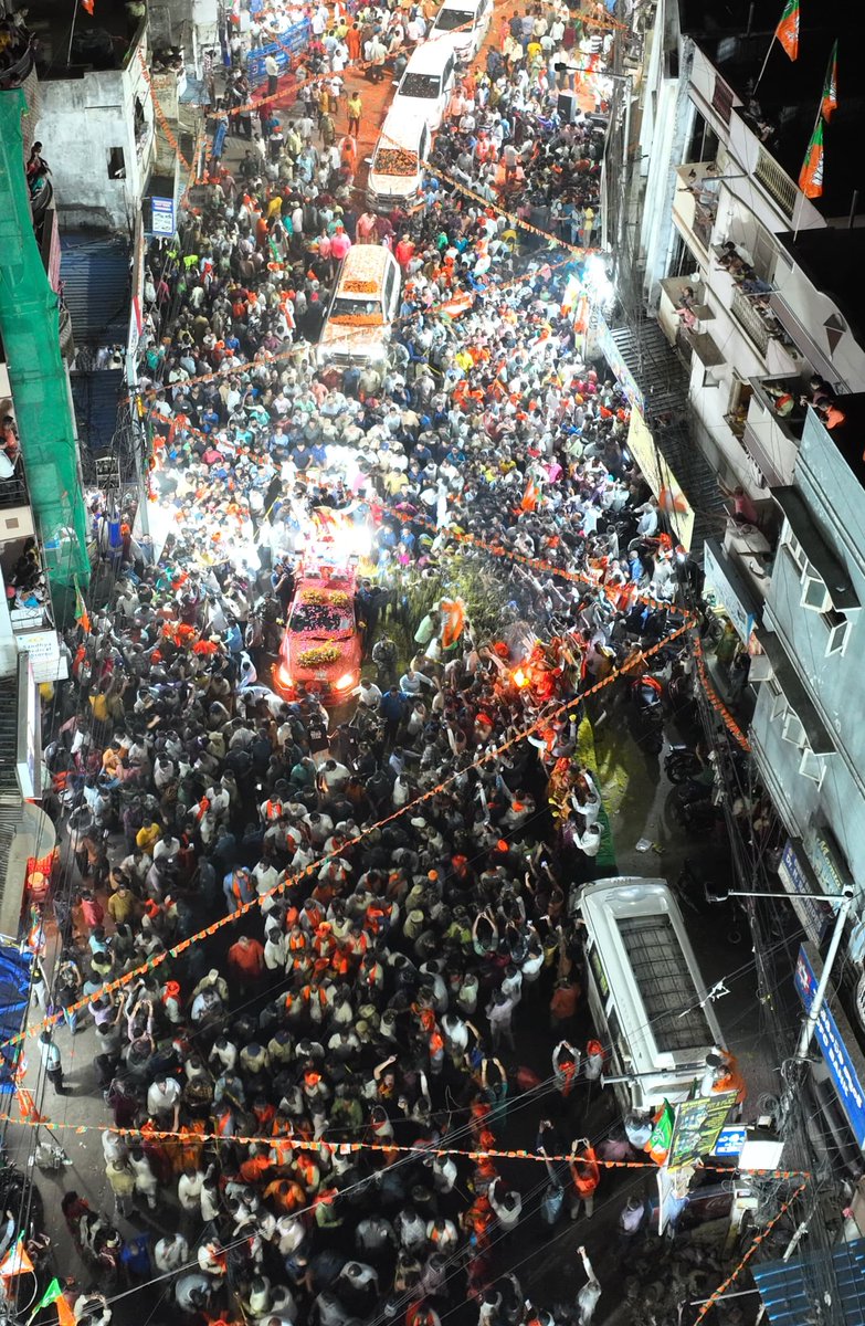 The fervent support at the Hyderabad Roadshow signifies that Telangana is all braced to answer the Congress for its politics of appeasement.