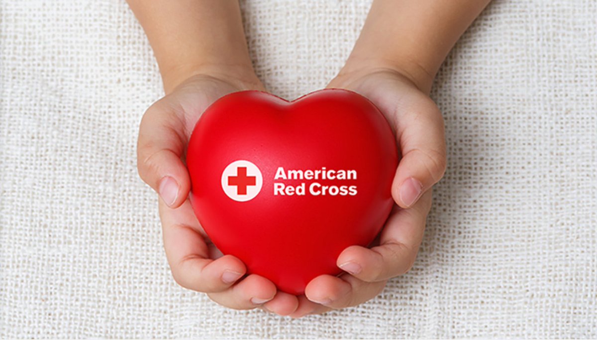 Don't forget to sign up for the American Red Cross @americanredcross blood drive to donate this week. Give blood & save lives! Blood drive is taking place in Beaverton First United Methodist Church. 

#beavertonfarmersmarket #redcross