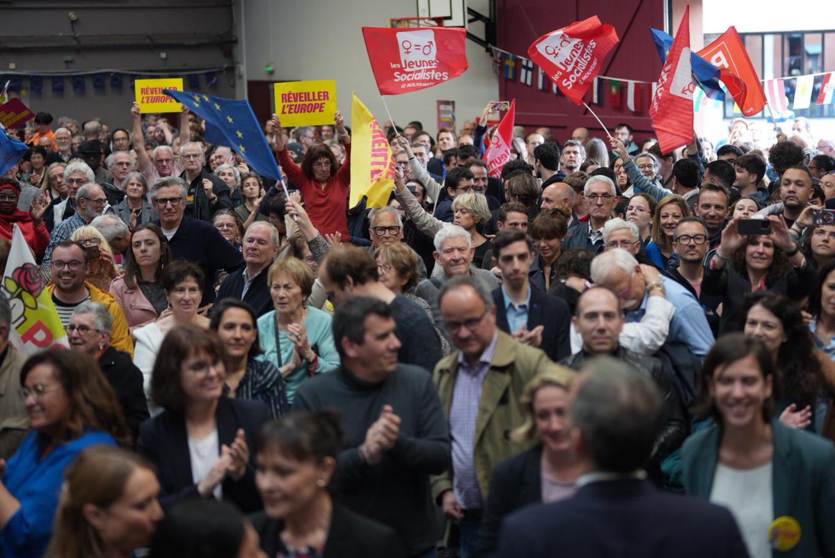 En ce 1er mai où l’EXD italienne défile bras tendu, où la droite de Von Der Leyen lui tend les bras, les diviseurs à gauche commettent une faute historique. Faut-il reconvoquer les années 30 pour rappeler qu’en Allemagne ou en Espagne, le sectarisme stalinien conduisit au pire?