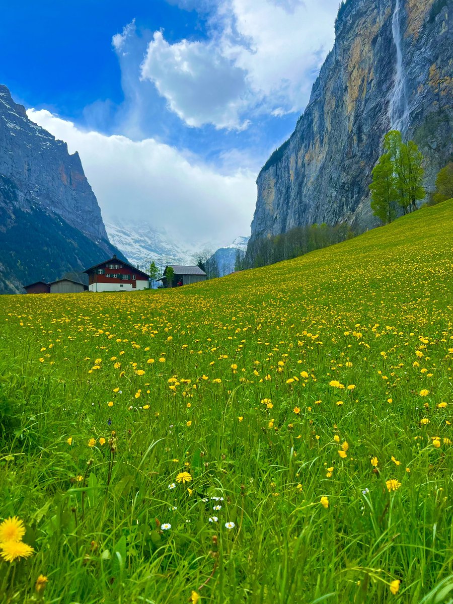 acho que lauterbrunnen é um dos lugares mais bonitos que ja fui