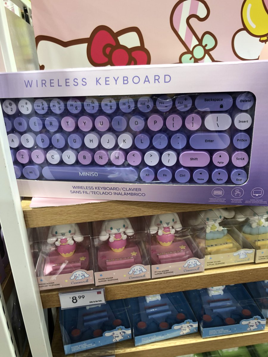 Found a keyboard that matches my vtuber color scheme