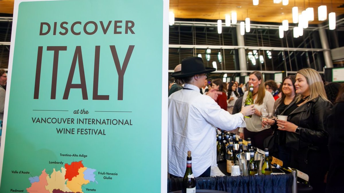 #VIWF PRESS RELEASE: #VanWineFest 2024 brought the world of wine to the city, featuring hundreds of wines exclusive to the festival and raised more than $165,000 for @bardonthebeach, our charitable beneficiary. Check out some of the festival highlights: bit.ly/3wdWfQN