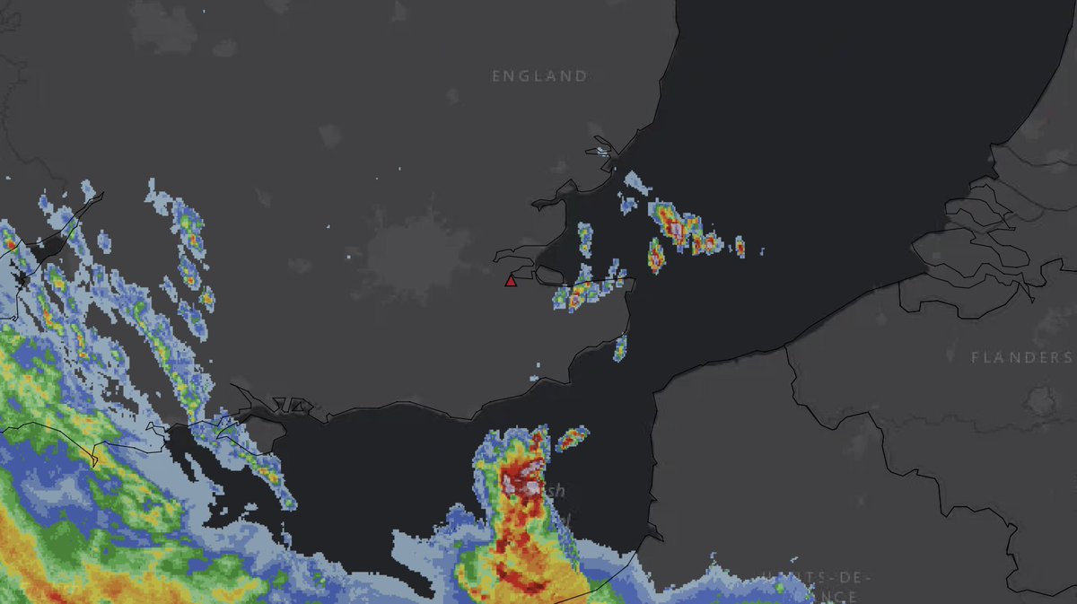 A few potent cells firing up across N Kent/in the Thames estuary associated with an area of high instability. 

These should continue to build and track west towards London in the coming hours.