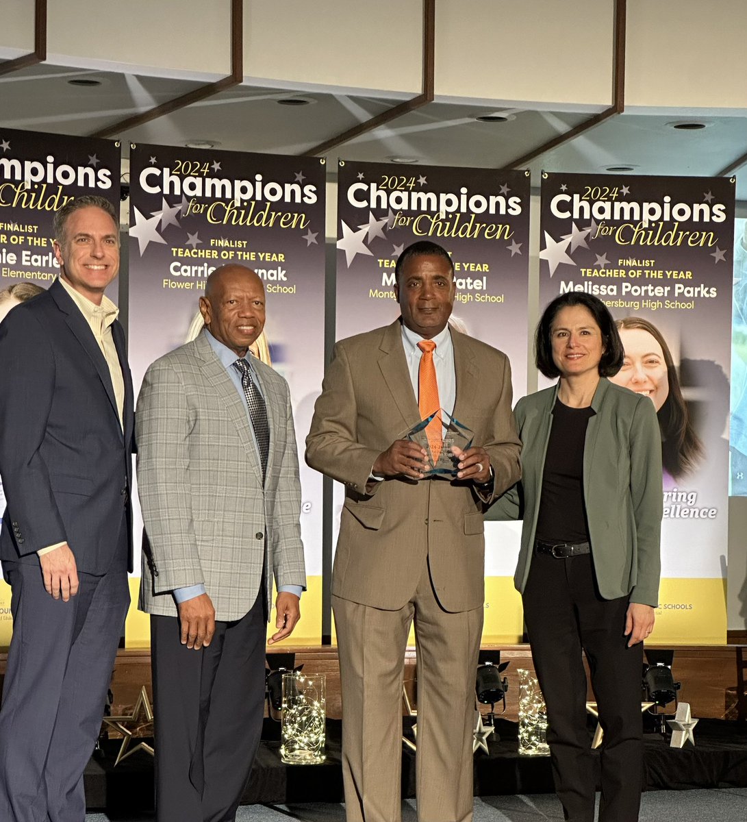 Congratulations to Farron Riggs, the excellent paraeducator and baseball coach at Rockville High School, for being honored with the R.A.I.S.E. Champion of the Year award for his commitment to ensuring the success of athletes in MCPS 👏✨