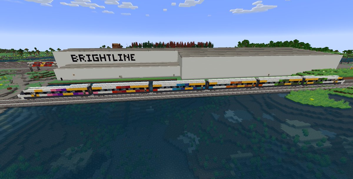 Today @BrightlineWest announced @SiemensMobility would be making the 'American Pioneer 220' for Brightline, so I remade it in Minecraft making this the 18th train on my server!