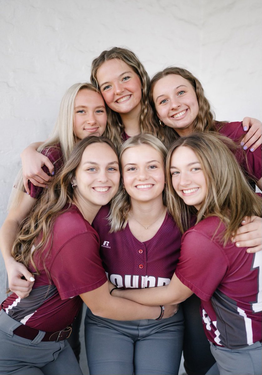 Varsity Softball Final Score: Shippensburg 7 Boiling Springs 2 Thank you to our six senior softball student athletes for all of their hard work, leadership & dedication to the team. We wish you all the best of luck with all of your future endeavors!