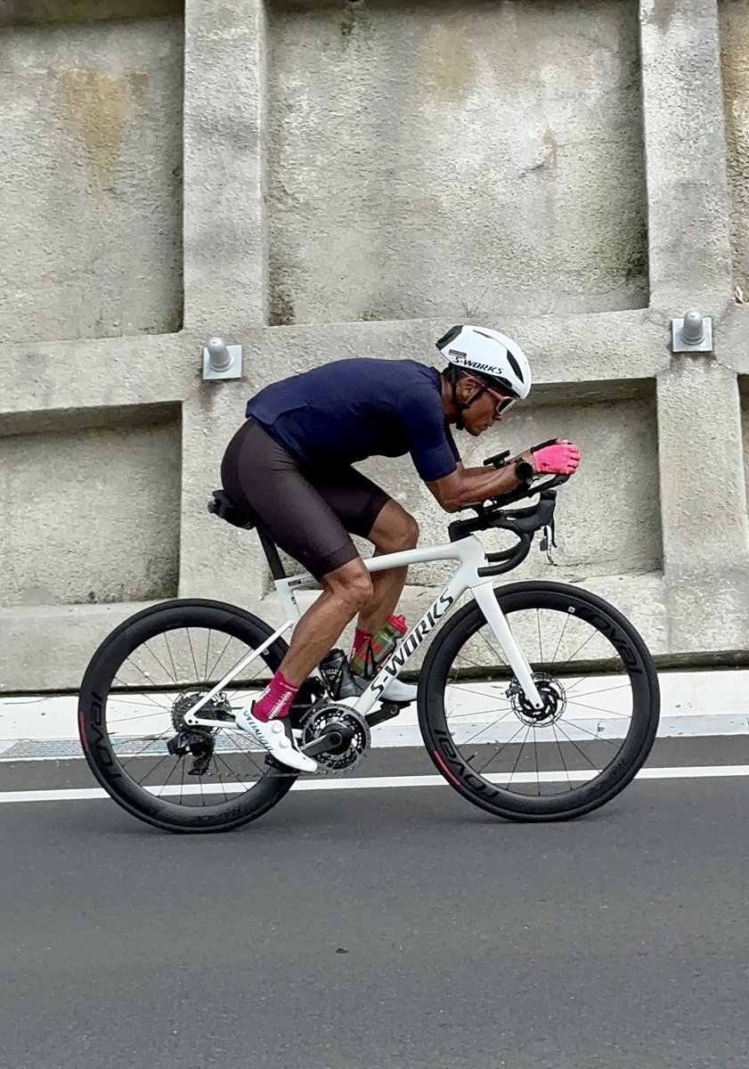 takeyakenji's tweet photo. 勝利の #ターマック
#3icons @specialized_j @ss_makuhari @Endurelife_corp https://t.co/Zm2QV97BQB