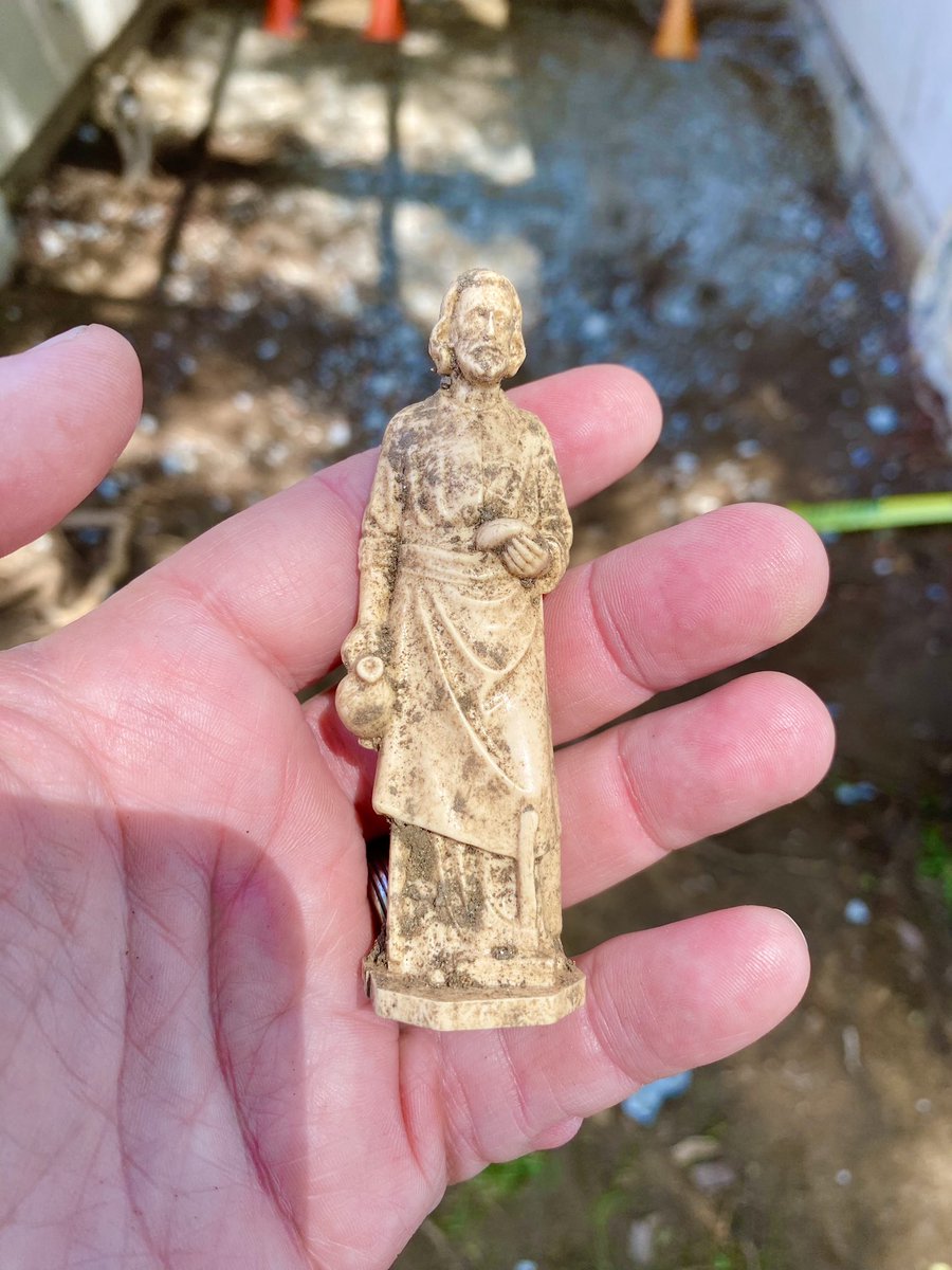 The construction crew found this buried under the entry step of of house when it was demoed today. Today is the Feast of St. Joseph the Worker. I think it’s pretty incredible that on this specific day, this small figure, buried for 51 years, should be discovered. #Catholic…