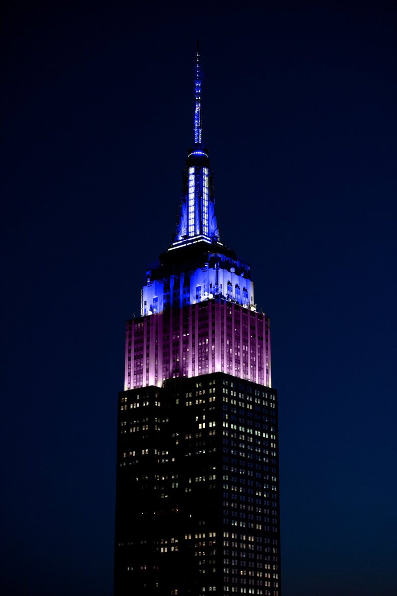 Shining blue and purple in honor of Police Memorial Day @NYPDnews Text CONNECT to 274-16 to get alerts on our Lights! Watch tonight's lighting here: esbo.nyc/xm5