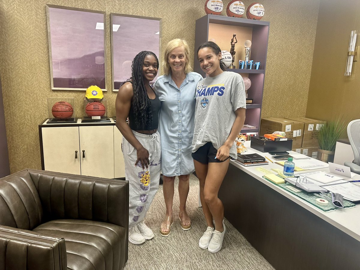 Just a few LSU National Champions chatting it up at the office today! 🤩