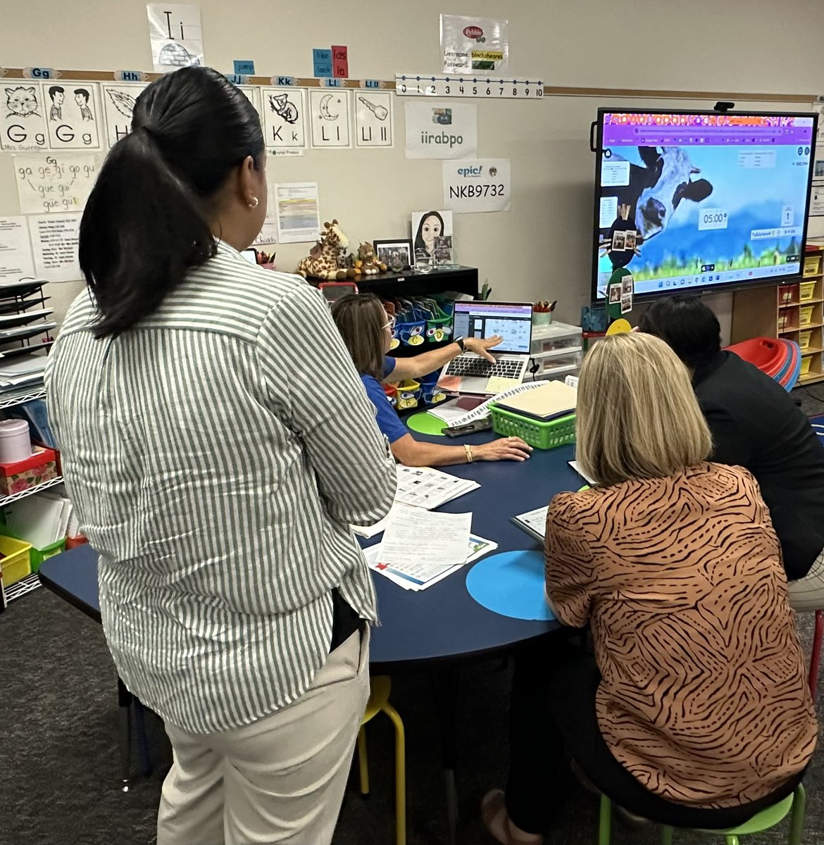 Got to talk shop with some of my favorite people and connect my @KleinISD and @AldineISD families today. Thanks again for hosting us @Baker_READ ❤️ @MrsLBPollard @nluciovasquez