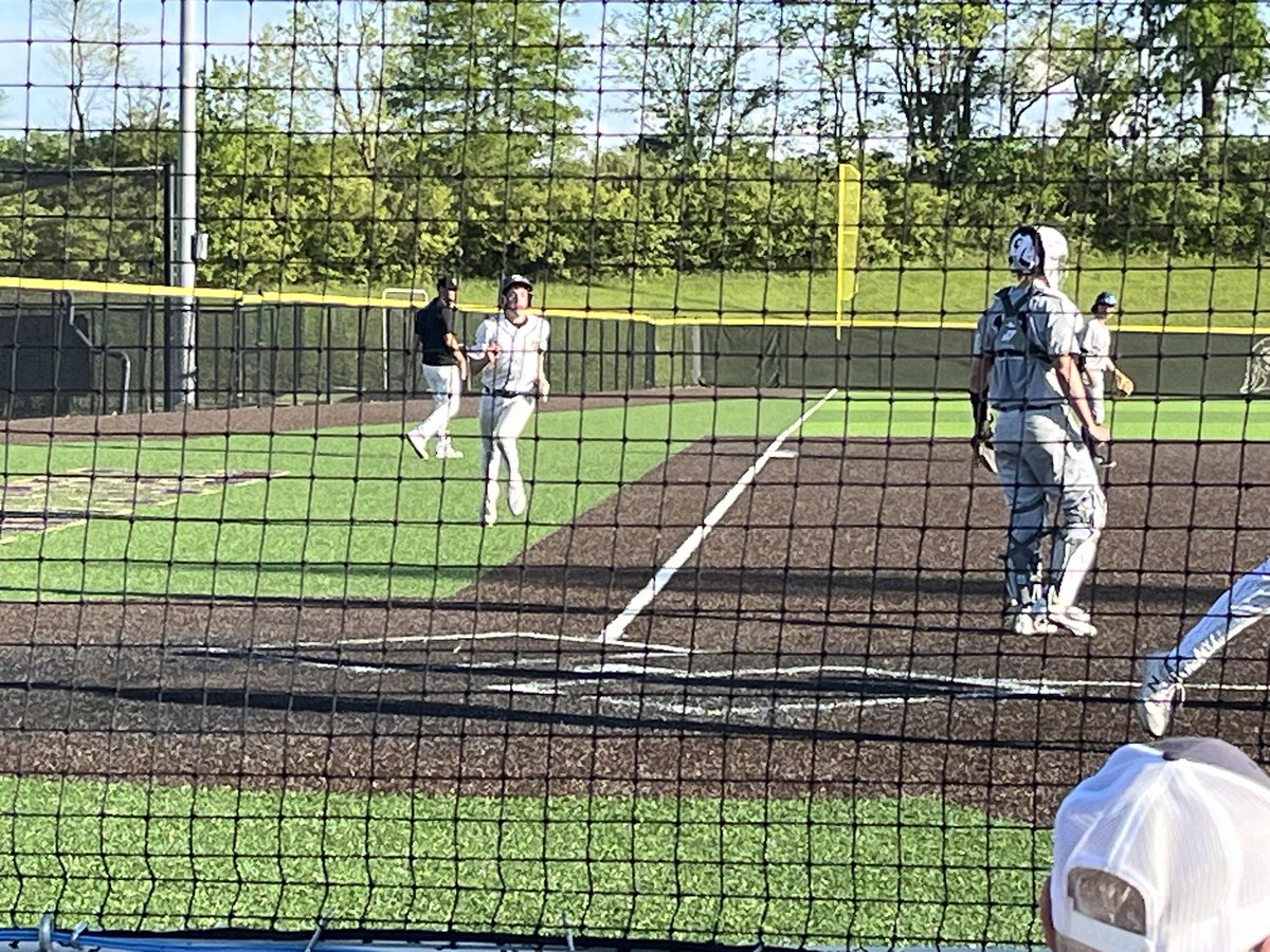 2 out base hit by Casso plates Stuckey and Twellman. Trojans trail 8-4.