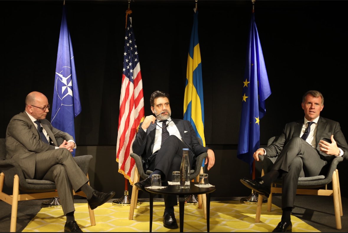 SWEambUSA's tweet photo. Safe, secure and reliable communications are crucial to all aspect of national prosperity and stability.
Ahead of the first cyber dialogue between 🇸🇪 & 🇺🇸 tomorrow, it was a pleasure to host a conversation on the intersection of telecom and national security. #FromPartnerToAlly https://t.co/RkS3JKHZ6I