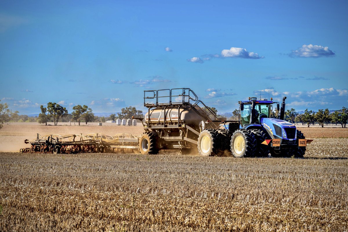 ✨✨✨Are you still sowing or waiting for more rain? All our fingers and toes are crossed for more rain in eastern Australia. How did WA go for rain in the past couple of days? All at Coretext are hoping everybody records the rain they need to grow high yielding crops.