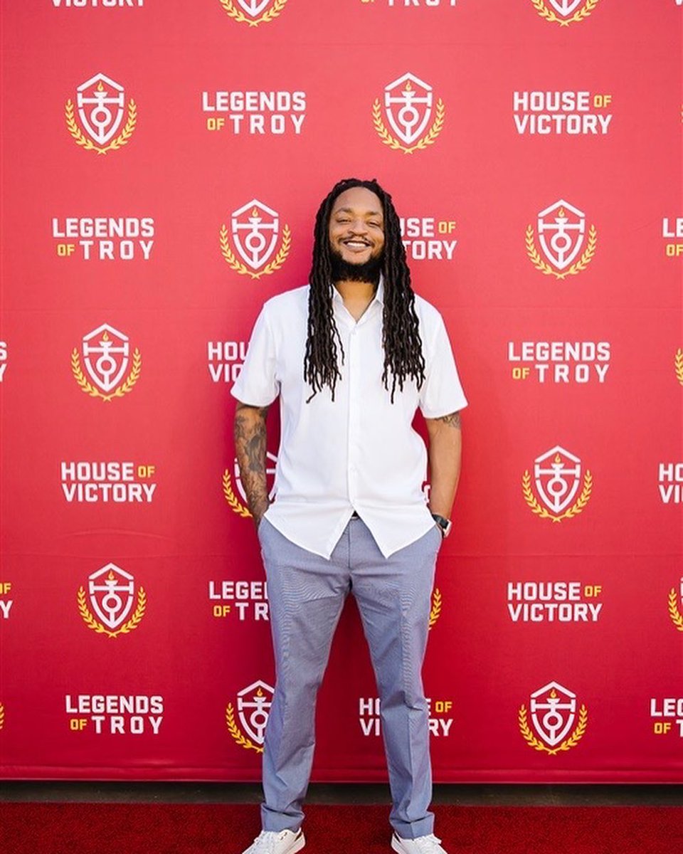 houseof_victory's tweet image. Still thinking about these legendary red carpet looks ❤️‍🔥✌️