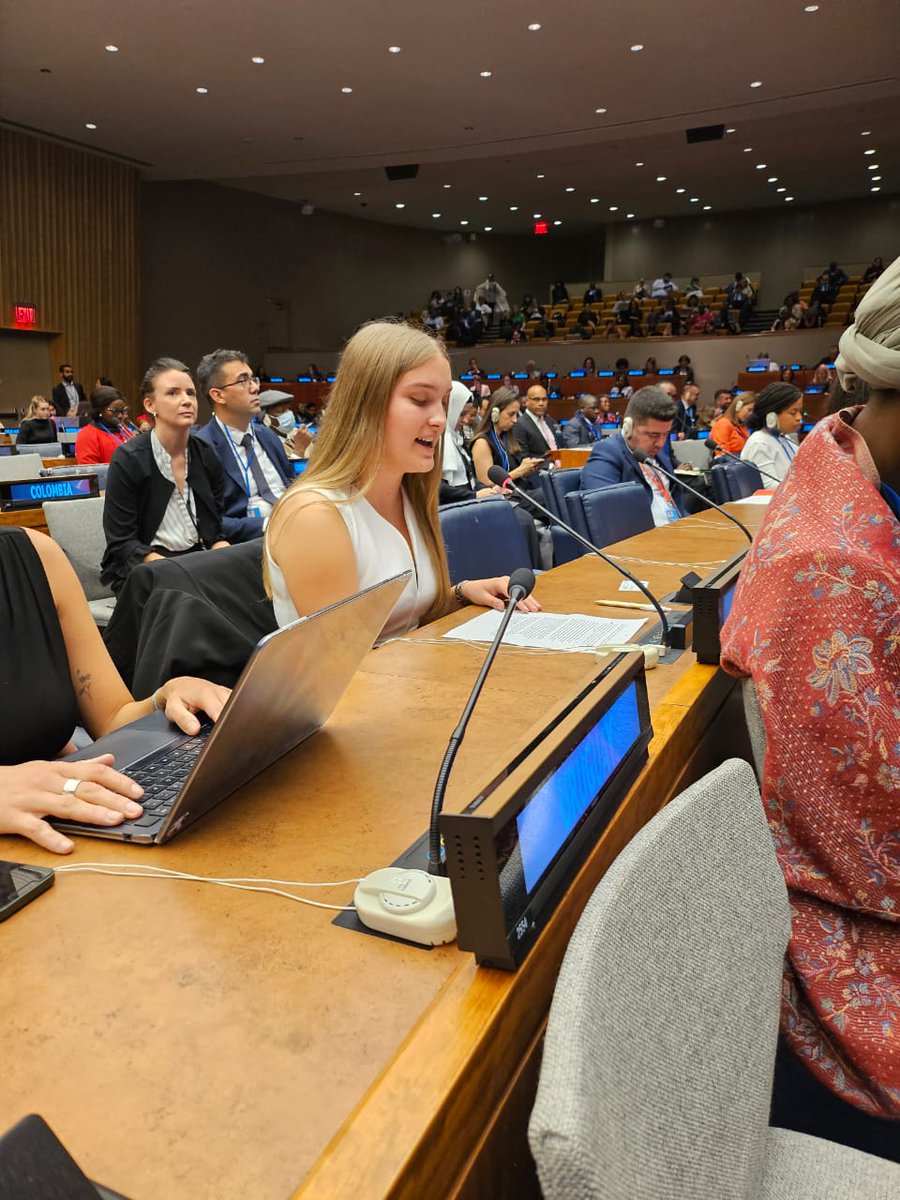 📢Day 3 of #CPD57 @PlanGlobal delegation and youth delivered! A key intervention during a multi-stakeholder panel on the status of the implementation of the Programme of Action. Youth leaders are not future leaders but leaders of today. 👇