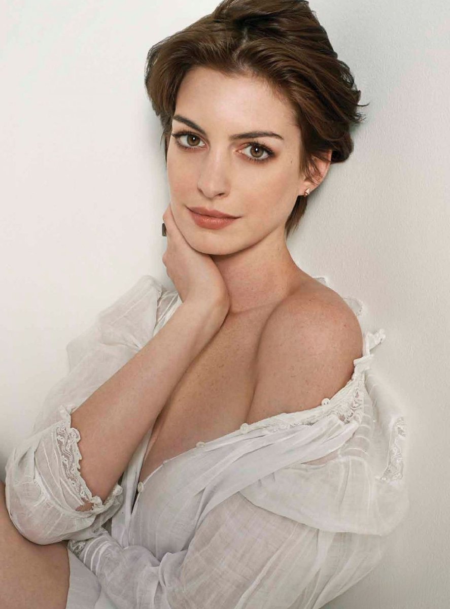 Anne Hathaway.