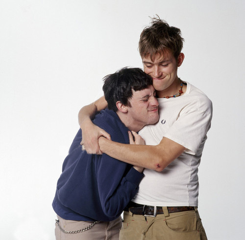 Happy World Love Day for May 1st ❤️ Blurry love right here, Damon and Graham showing their love for one another is a beautiful thing. We love it.

#blur #DamonAlbarn #GrahamCoxon #love