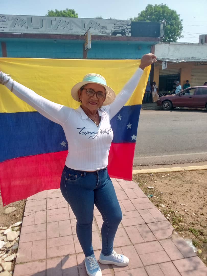 Con los ADecos se vive mejor.... AD en resistencia. CEM Infante Guarico.
#DiaDelTrabajador  
#ADelanteTrabajadores 
#Guarico