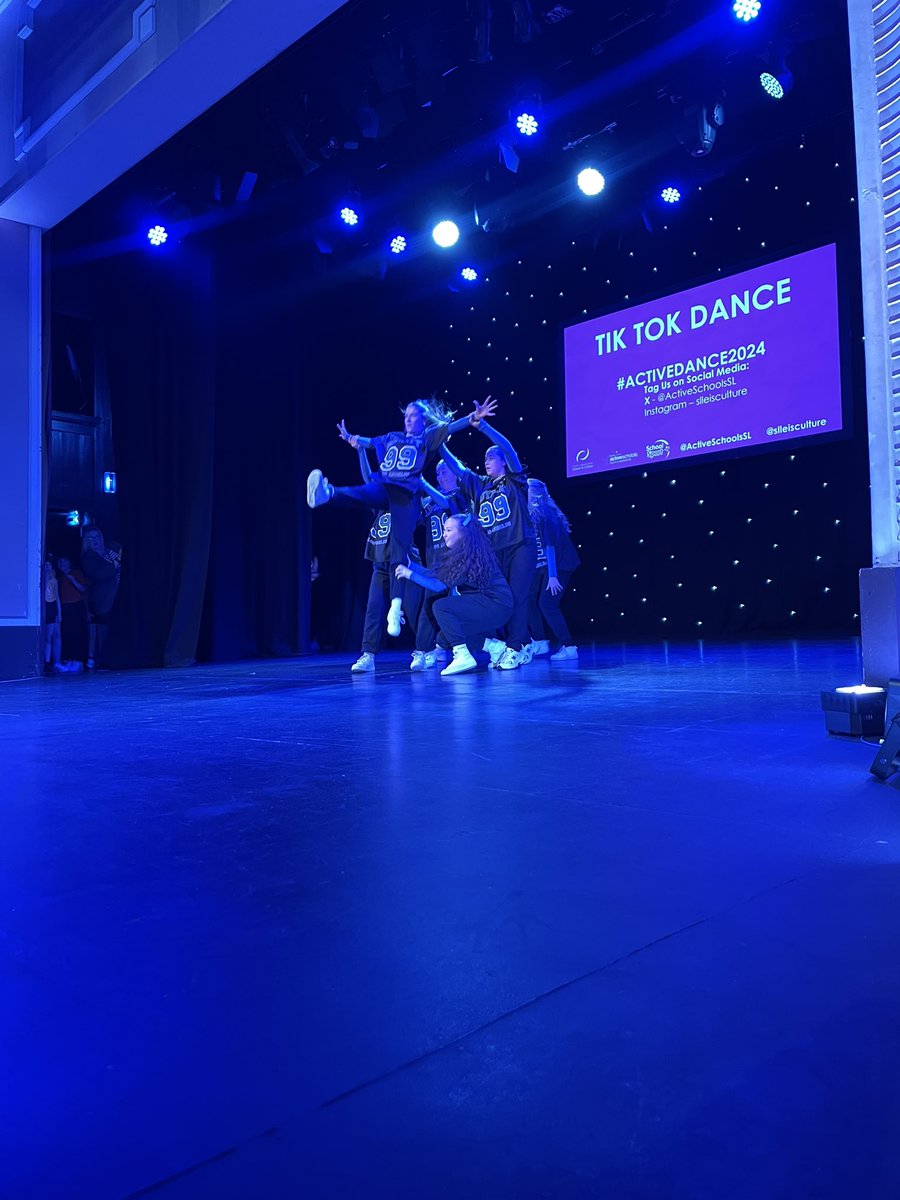 #CONNECTED | Our final guest performance of the evening is our senior Secondary School Competition winners @HolyCross_PE well done girls what a dance 🤩👏🏼👏🏼 #ACTIVEDANCE2024