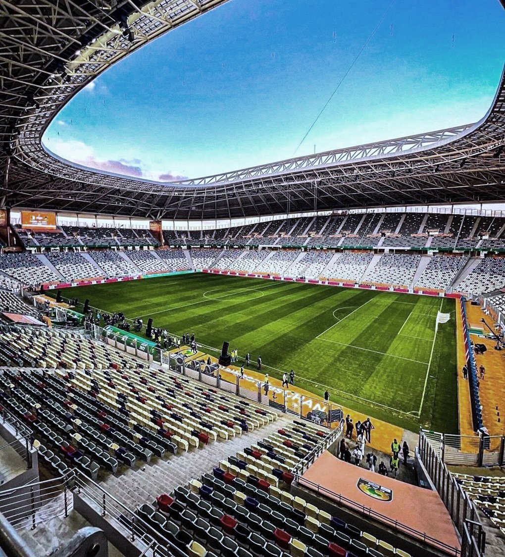 C'est désormais officiel : L'Algérie affrontera la Guinée au stade Nelson Mandela dans le cadre des qualifications à la Coupe du Monde 2026.

RDV le 6 juin. 🇩🇿🇬🇳😮‍💨